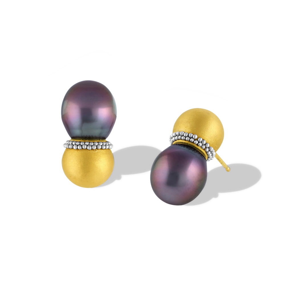 Alternate view of the Tahitian Pearl Flame Ear Climbers.