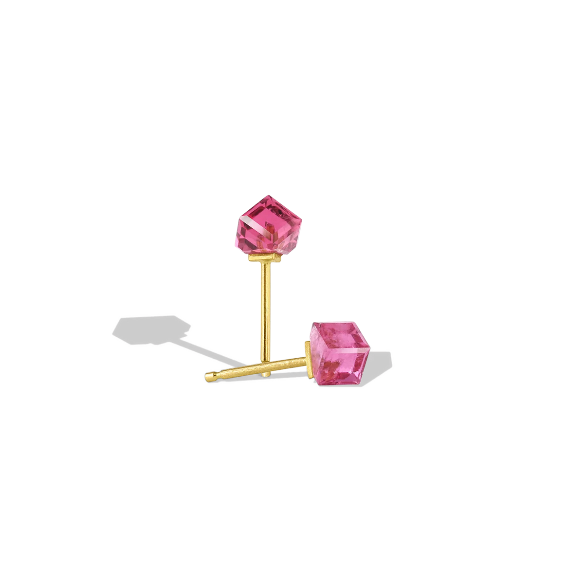 Dark pink rubellite tourmaline Mini Cubus Studs.

Made with recycled 22k gold and rubellite tourmaline (2.50ctw).
