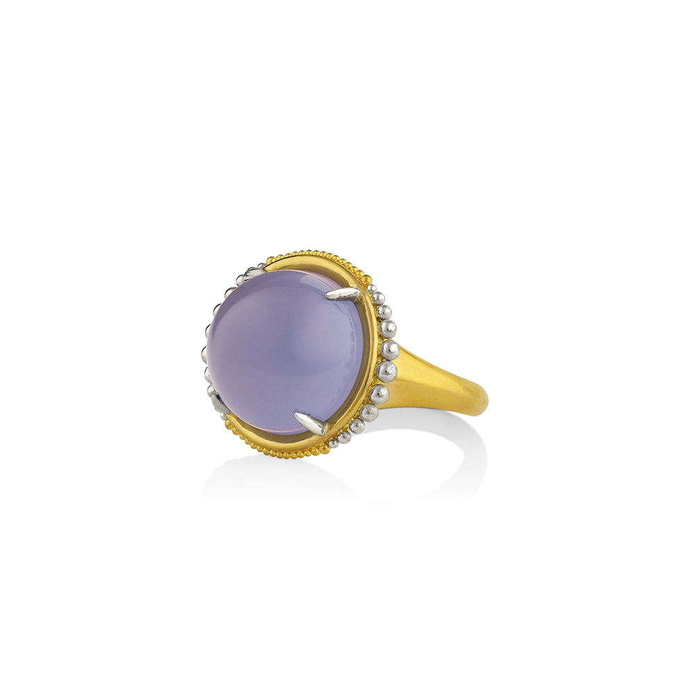 Angled front view of the Tethys Ora ring.