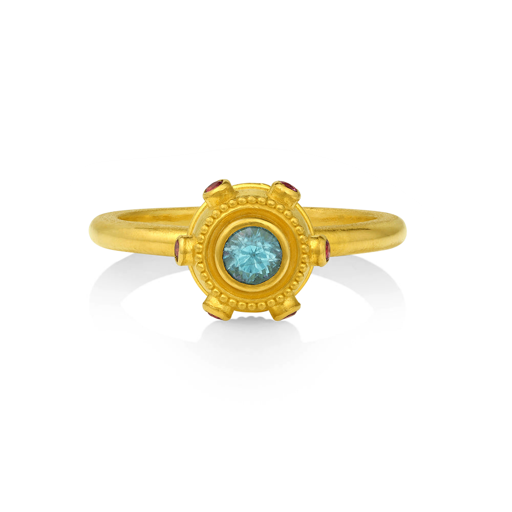 Front view of the blue zircon Sfaira ring.