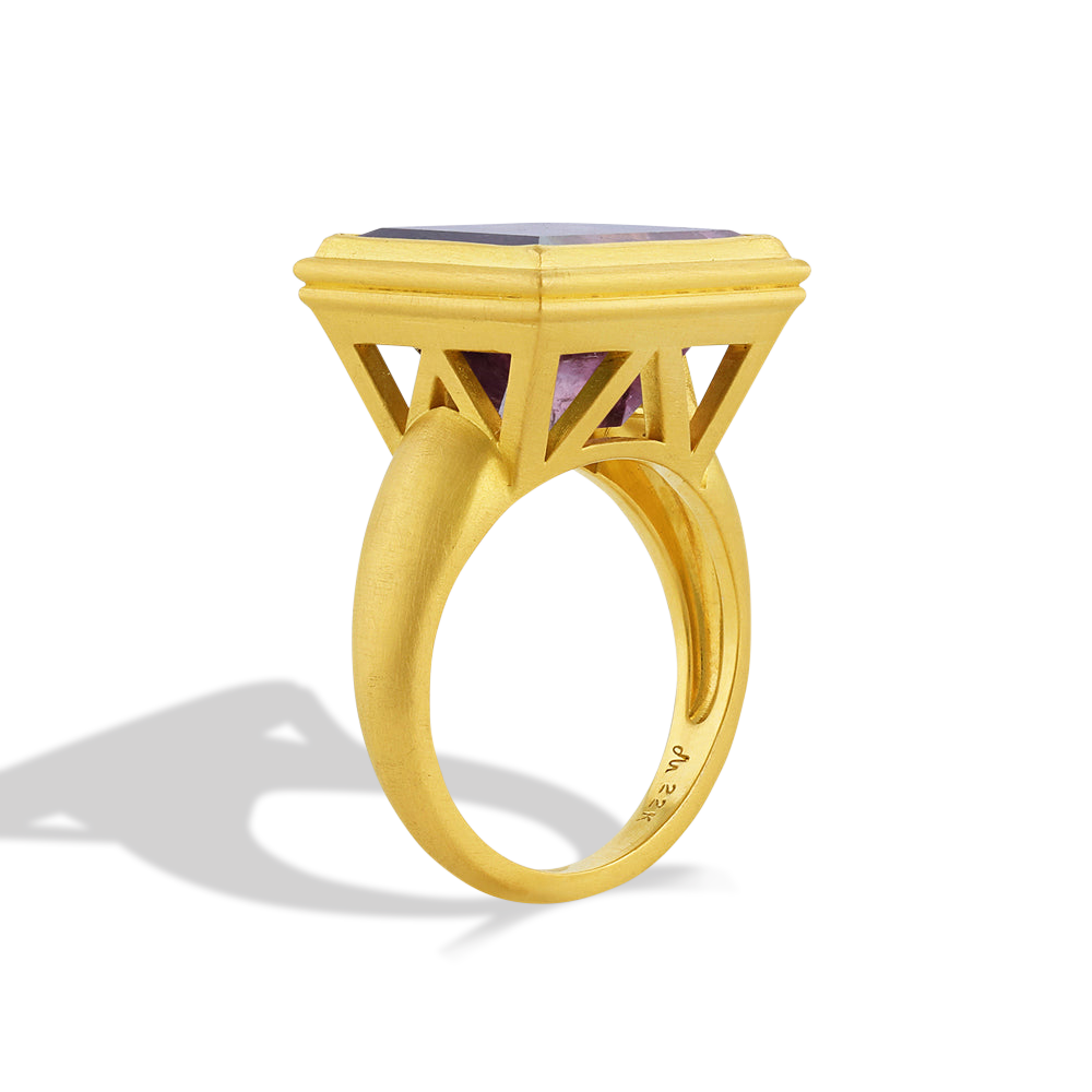 Alternate side front facing view of the Small Taubula Ring.