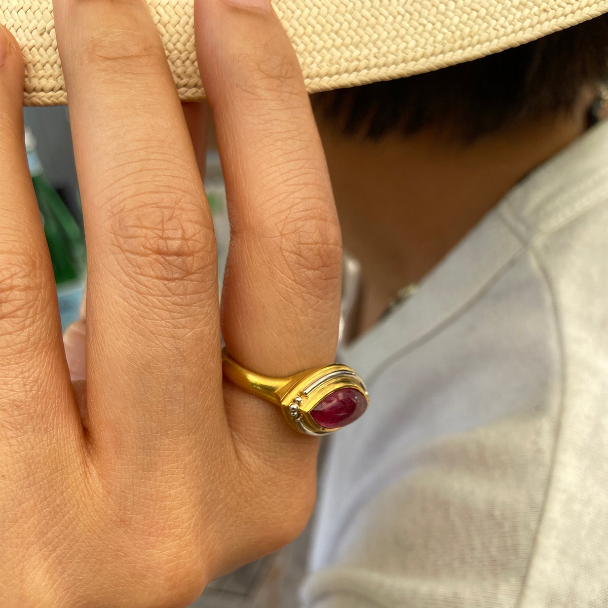  arquise Nerrena ring on arrival.